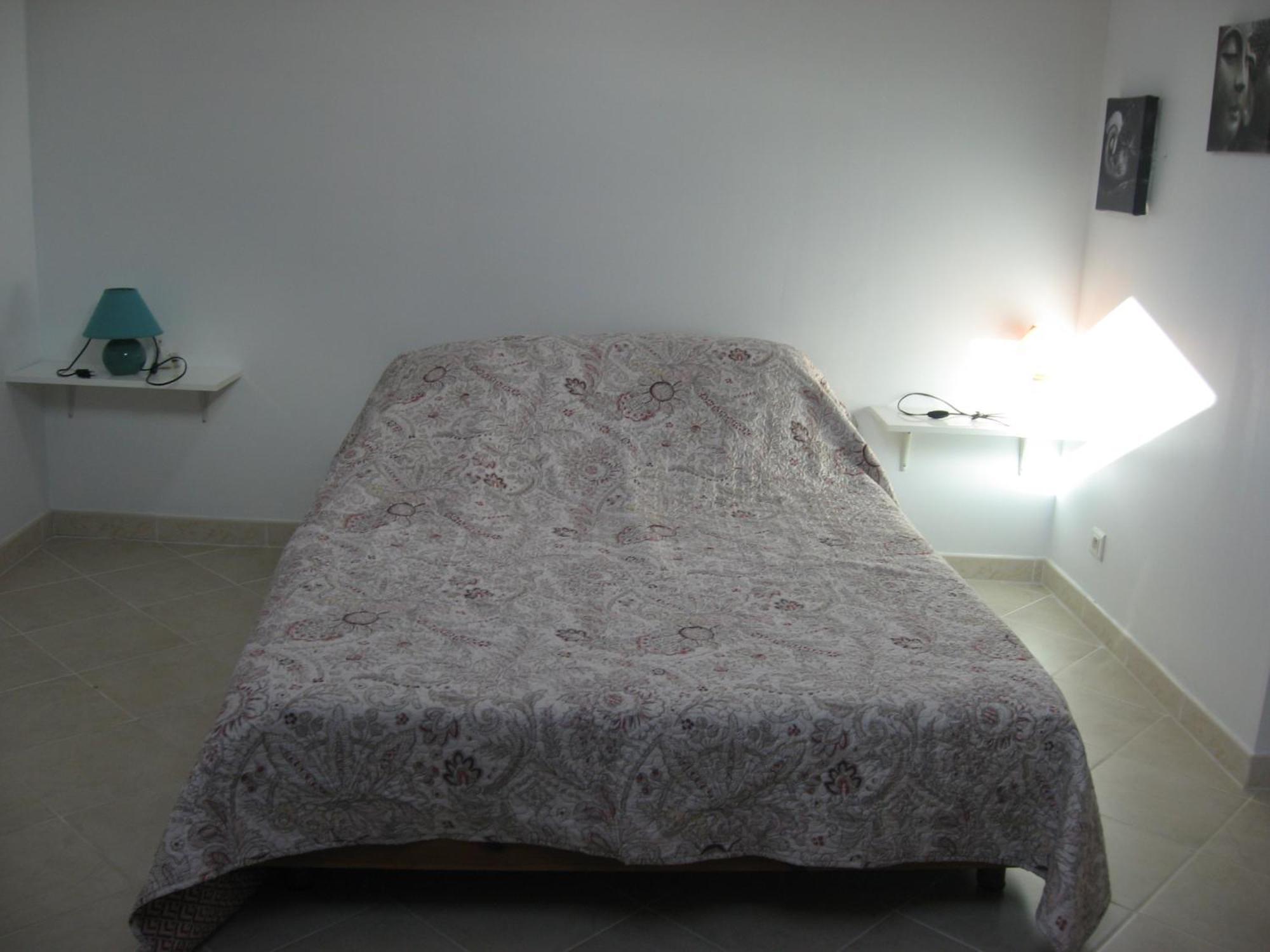 Apartment T 2 Avec Velux Sous Les Combes De 34 M2 *