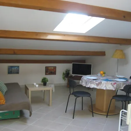 T 2 Avec Velux Sous Les Combes De 34 M2 Apartment La Londe-les-Maures Exterior photo